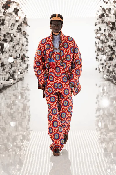 Look 49